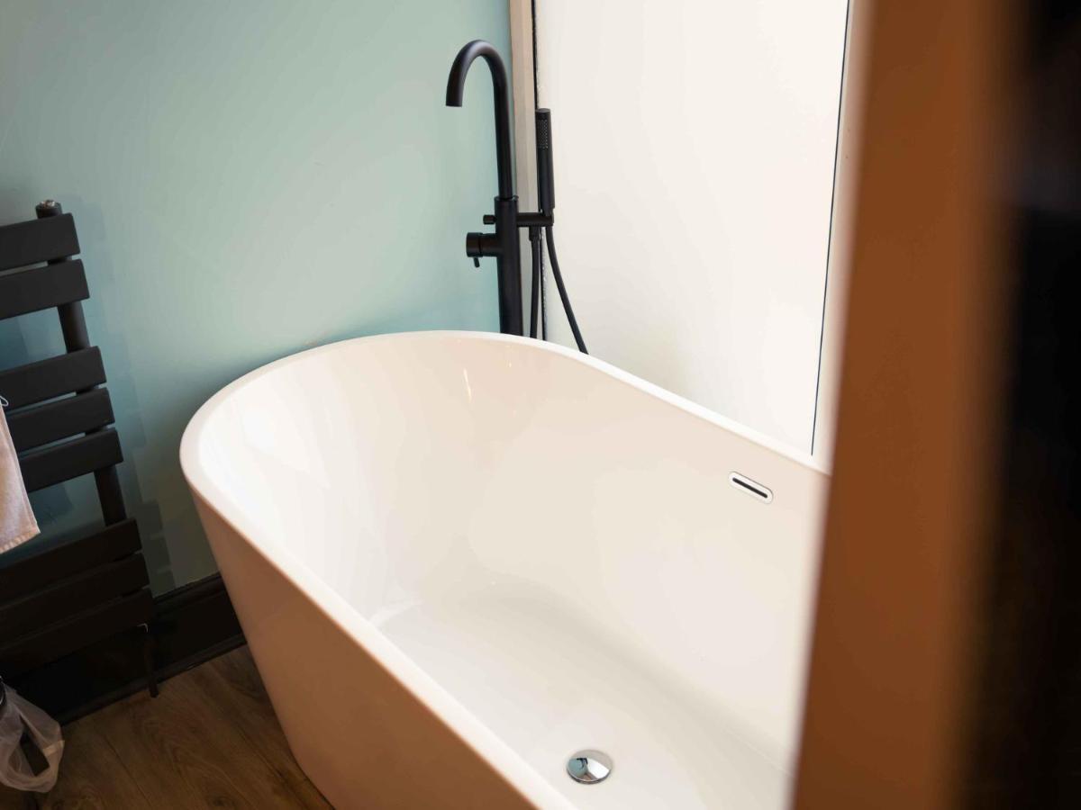 Pass The Keys Amazing, Newly Renovated 5Bedroom House Sleeps 10 Scarborough Ngoại thất bức ảnh