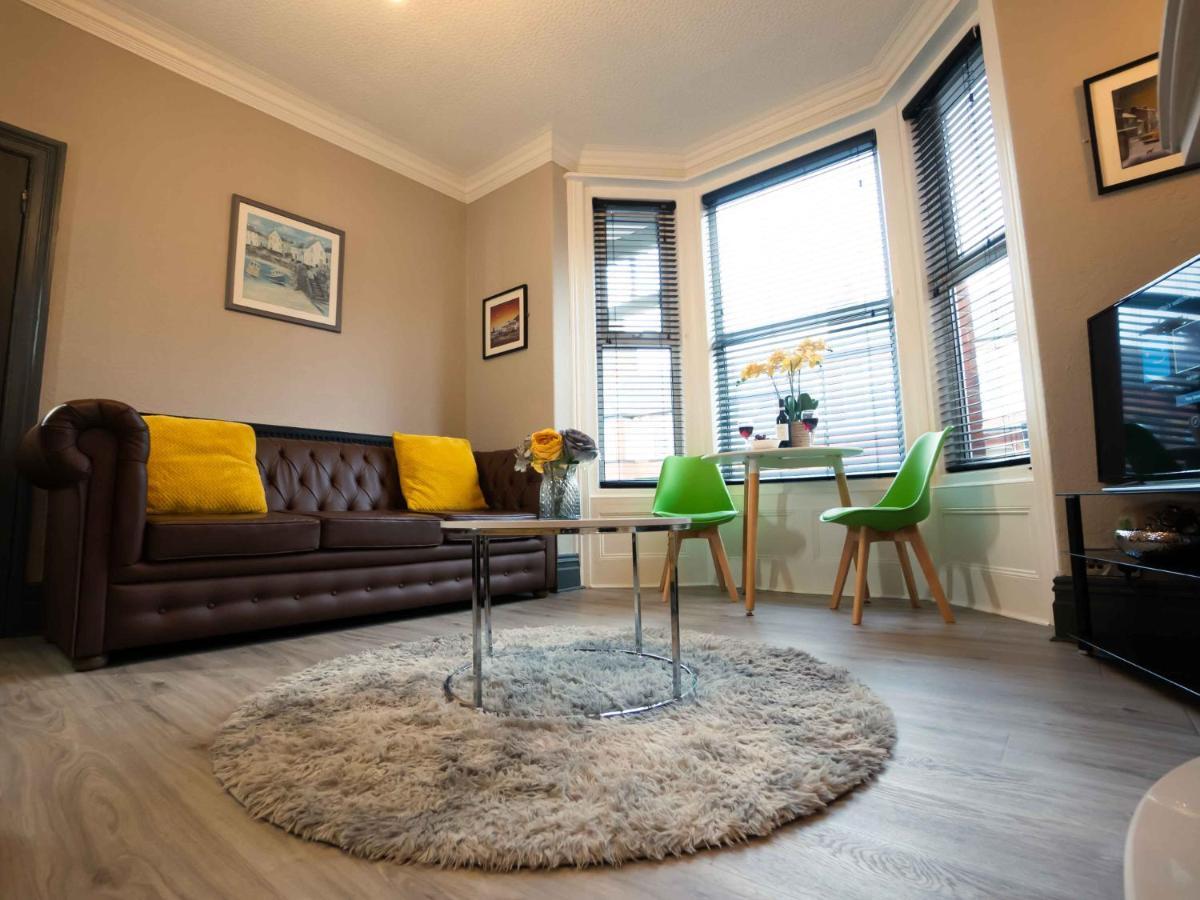 Pass The Keys Amazing, Newly Renovated 5Bedroom House Sleeps 10 Scarborough Ngoại thất bức ảnh