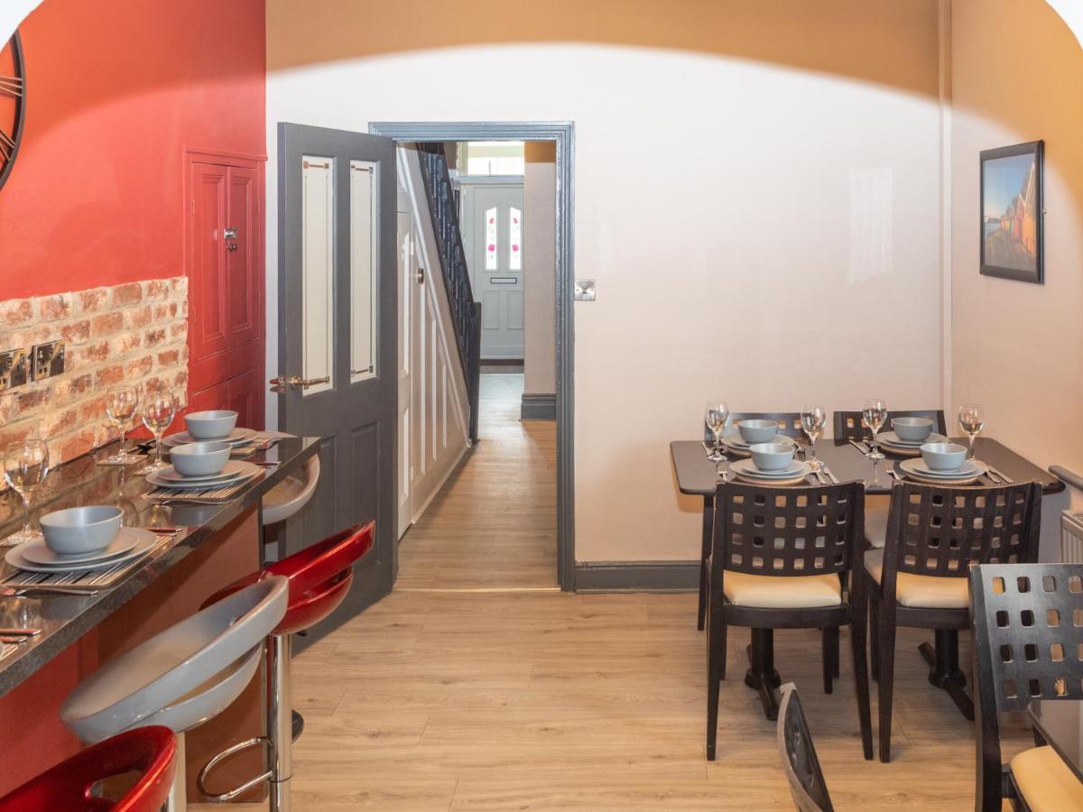 Pass The Keys Amazing, Newly Renovated 5Bedroom House Sleeps 10 Scarborough Ngoại thất bức ảnh