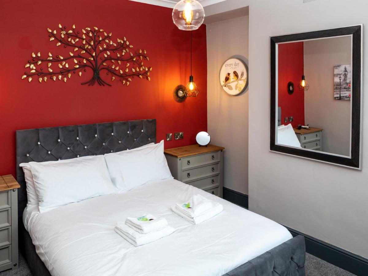 Pass The Keys Amazing, Newly Renovated 5Bedroom House Sleeps 10 Scarborough Ngoại thất bức ảnh